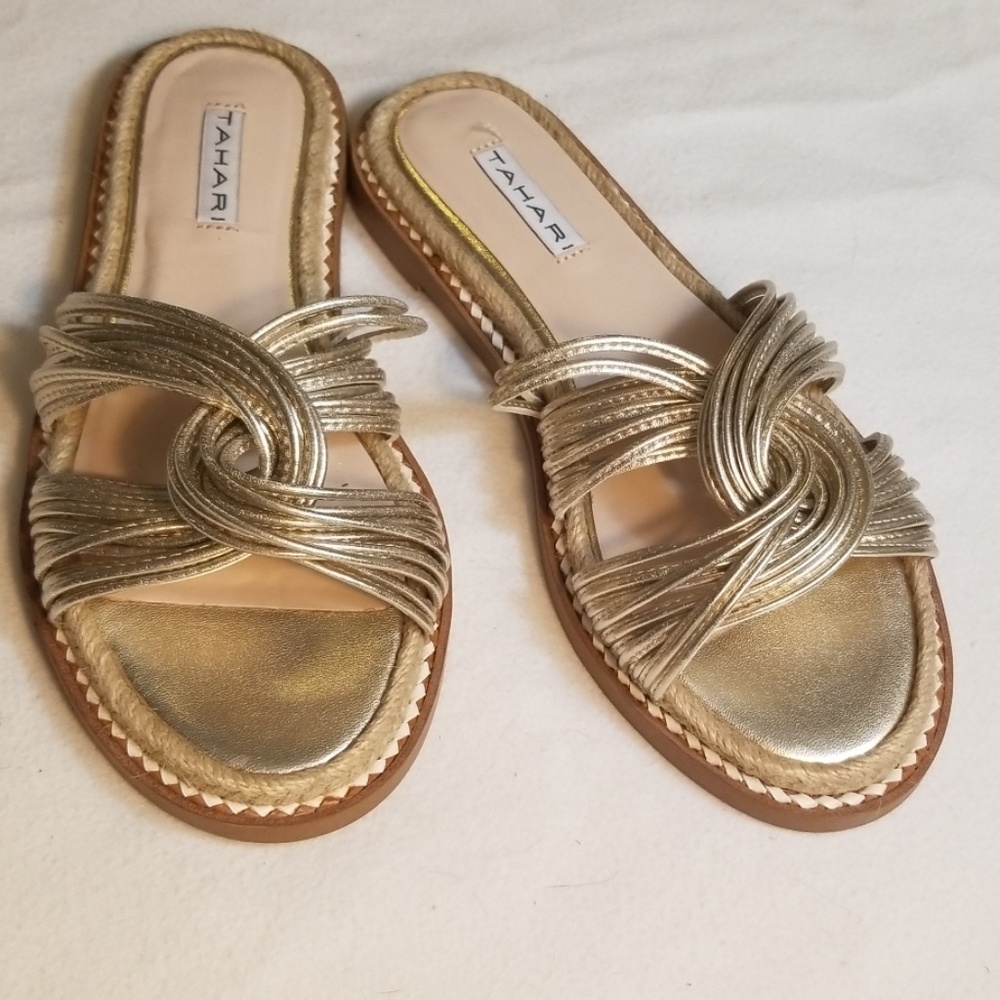 NWOT Tahari Sandals